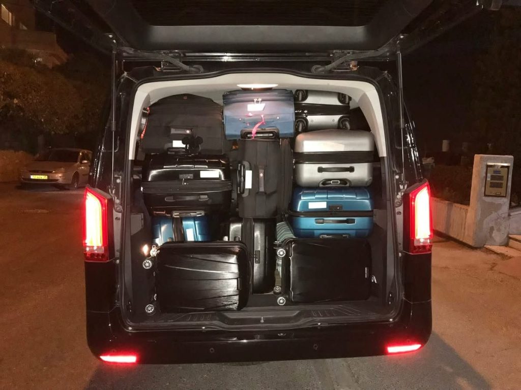 Mercedes V Luggage